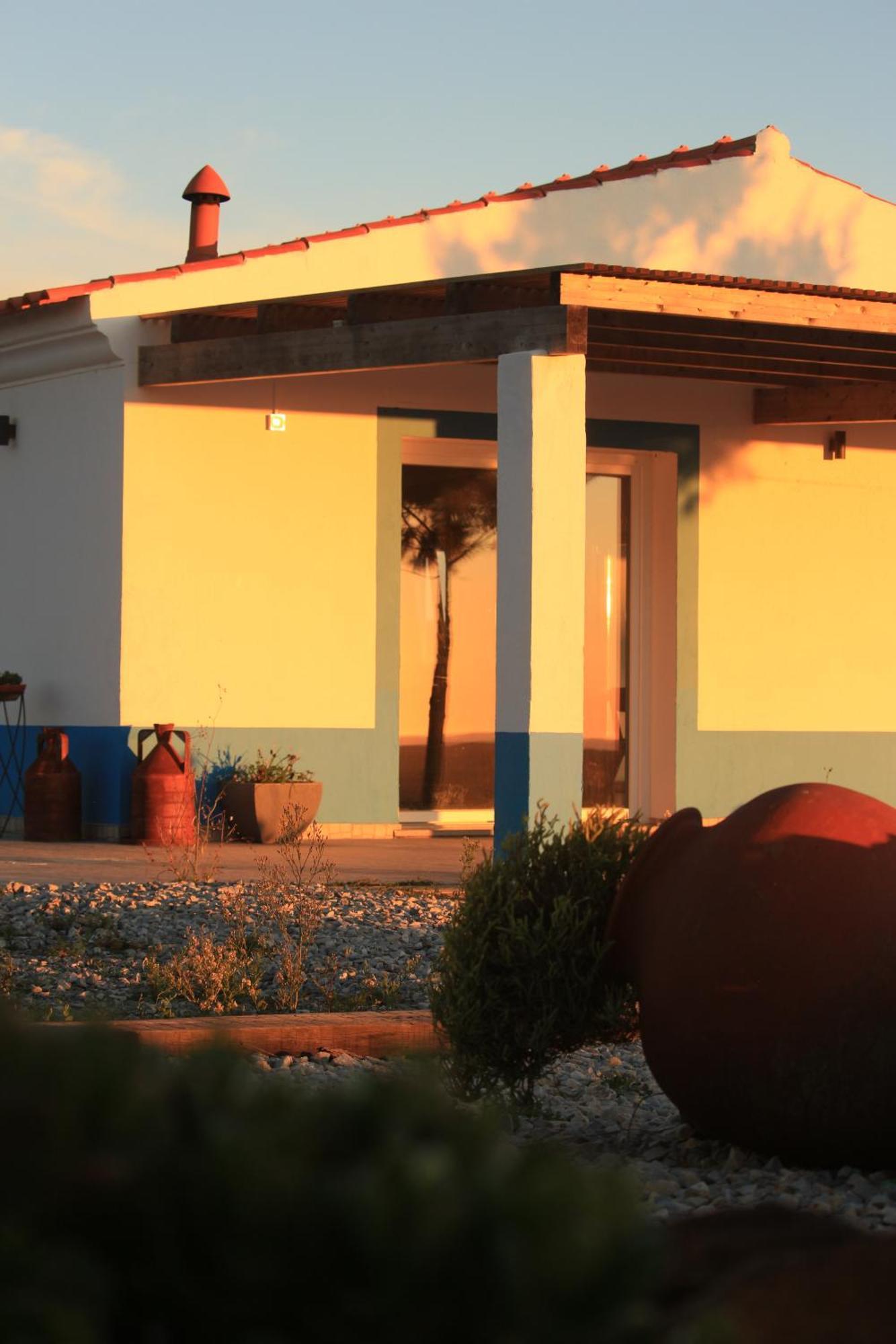 Monte Sardinha Guest House Santiago do Cacem Ngoại thất bức ảnh