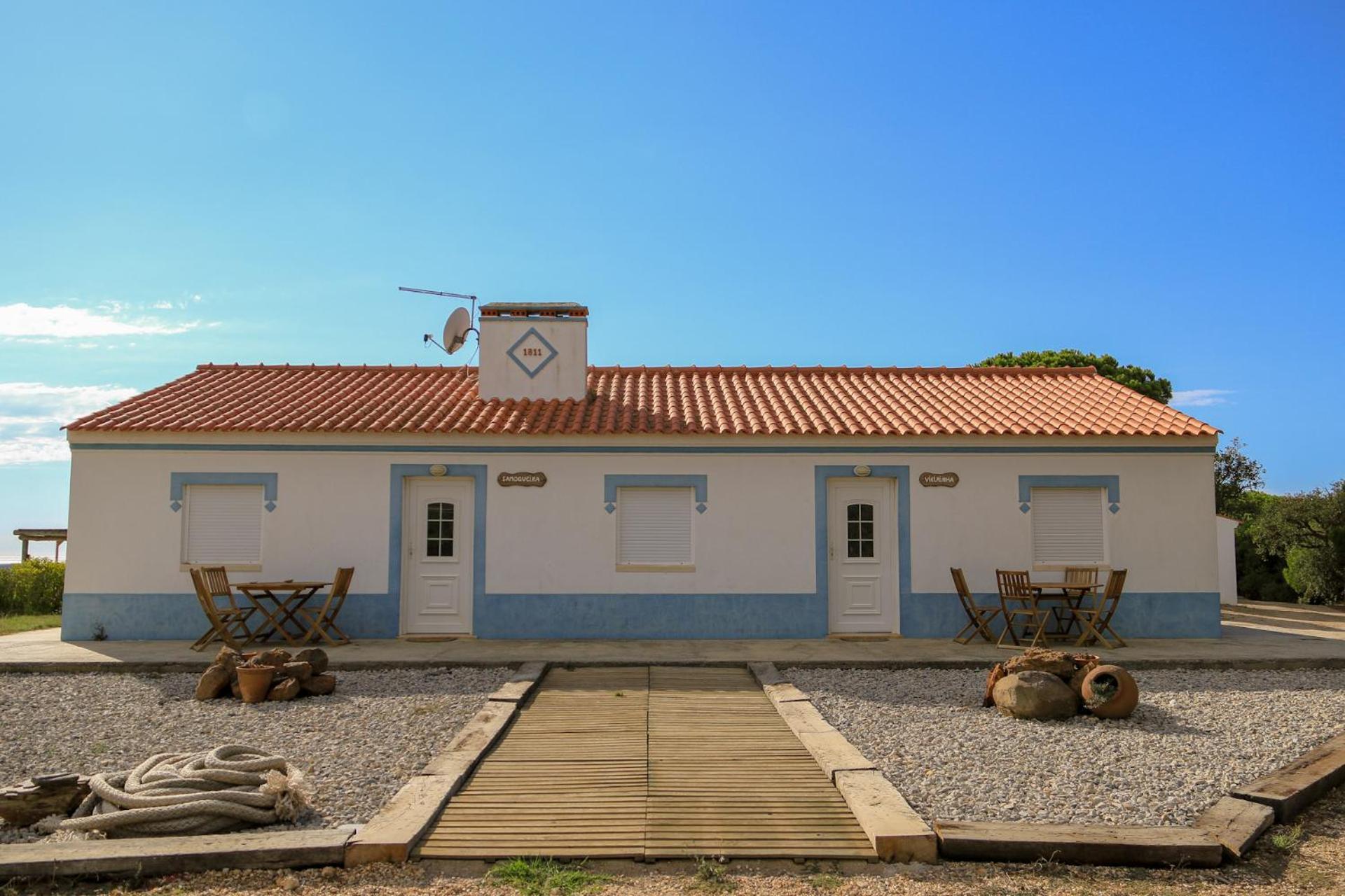 Monte Sardinha Guest House Santiago do Cacem Ngoại thất bức ảnh